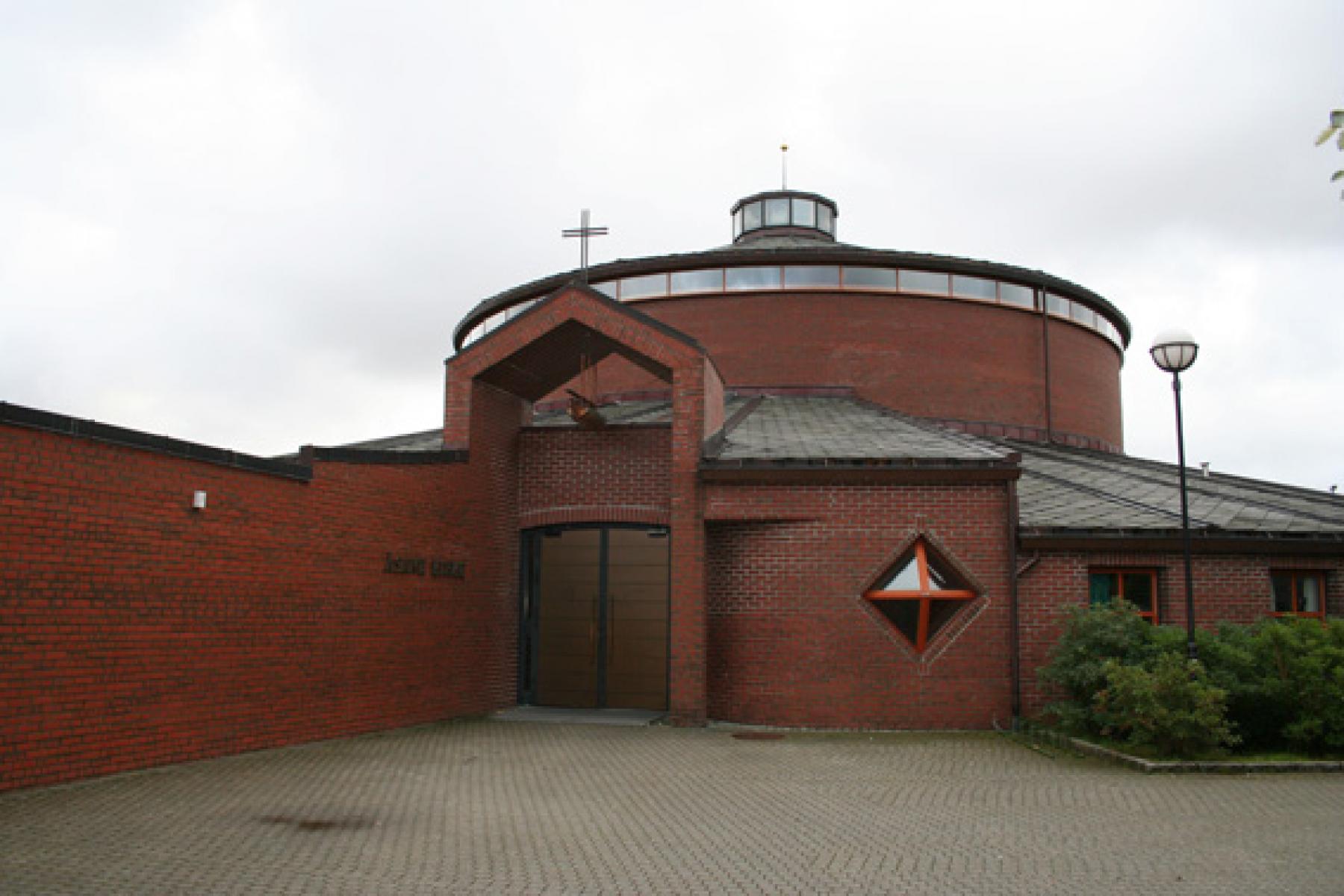 Åsane kirke fasade